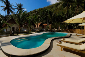 Отель Crystal Bay Villa & Residence  Nusapenida